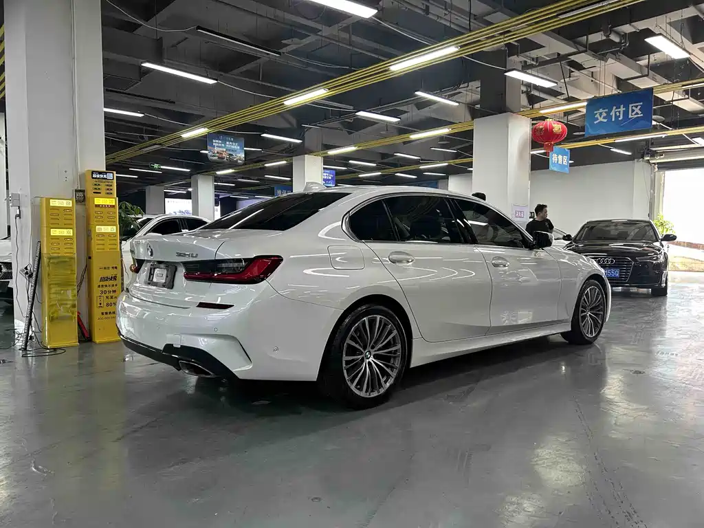 BMW 3 Series 2020 — фото 12