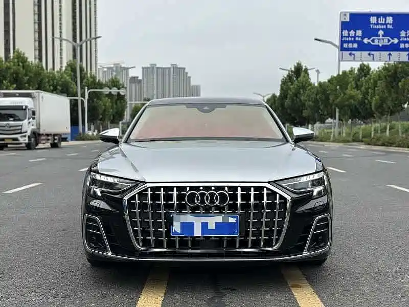 Audi A8 2023