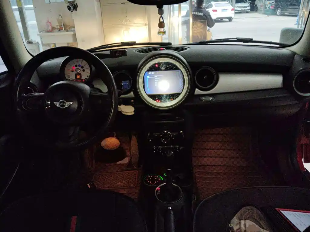 MINI Clubman 2014 — фото 12