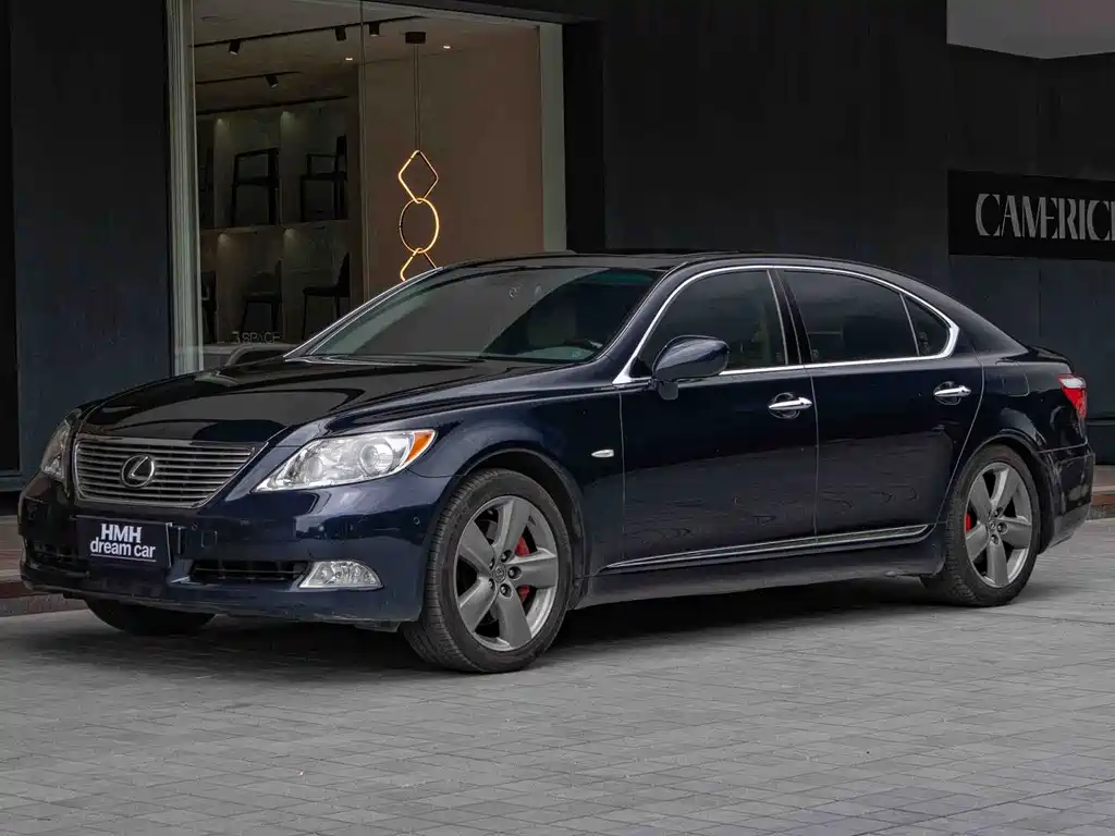 Lexus LS 2009