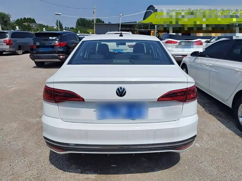 Volkswagen Bora 2024