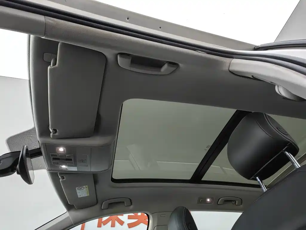 Volkswagen Tiguan L 2017 — фото 14