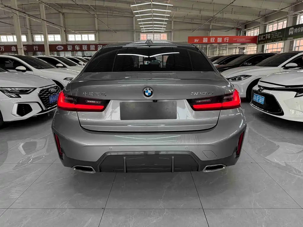 BMW 3 Series 2023