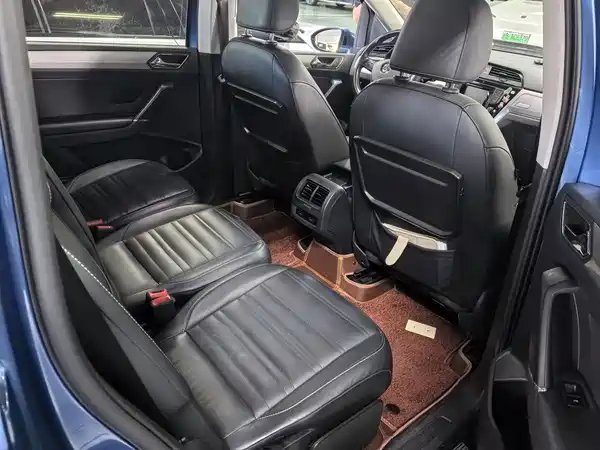 Volkswagen Touran 2016