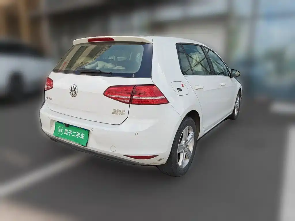Volkswagen Golf 2016