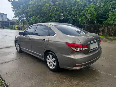 Nissan Sylphy 2012