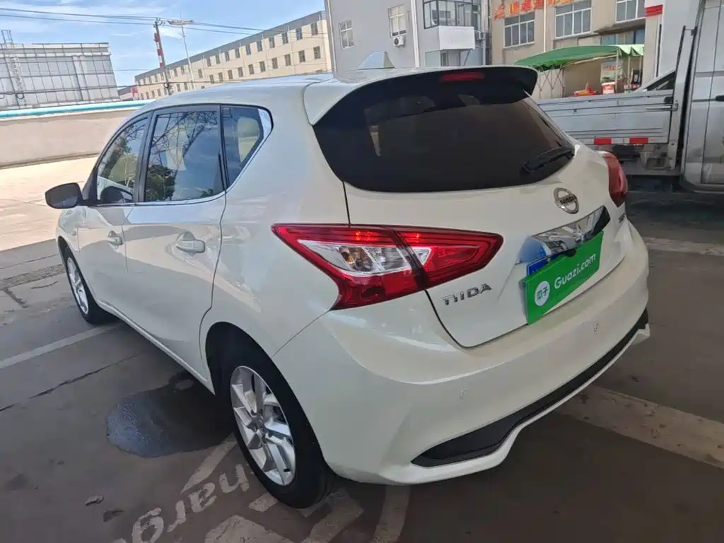 Nissan Tiida 2022