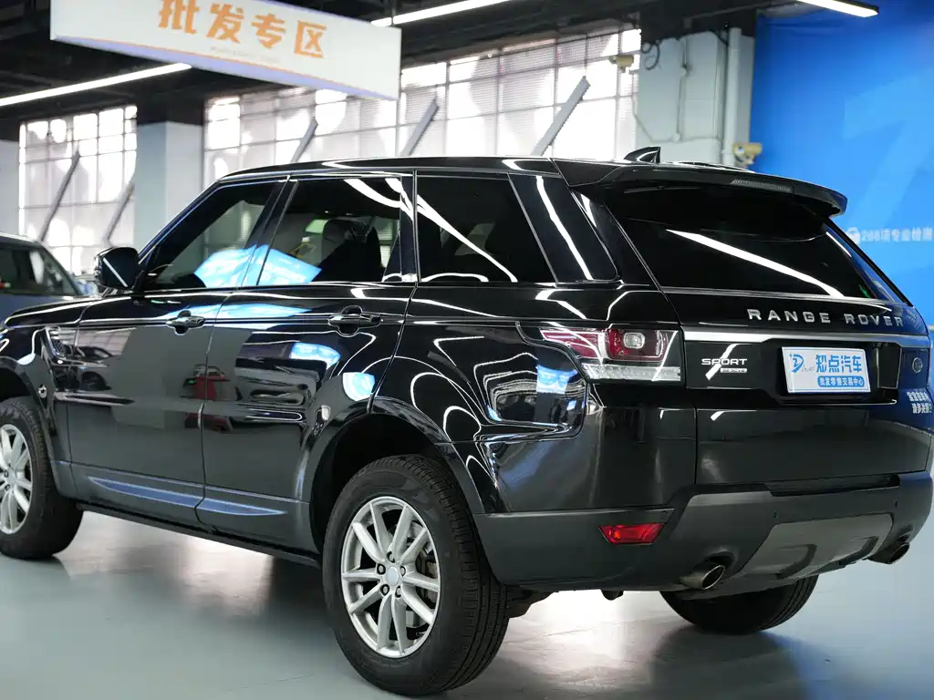 Land Rover Range Rover Sport 2018 — фото 21