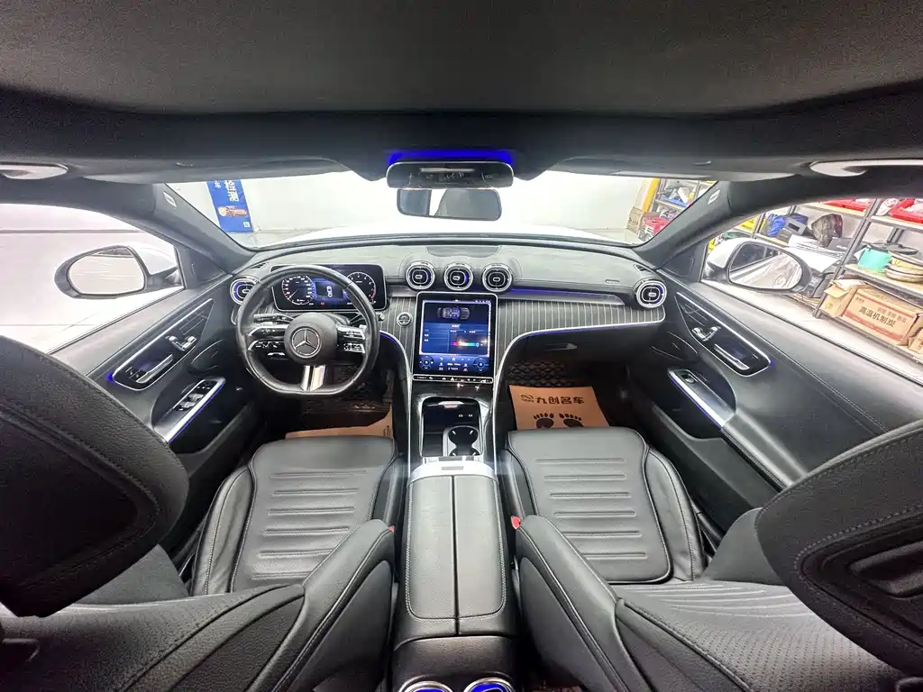 Mercedes-Benz C-Class 2023 — фото 5