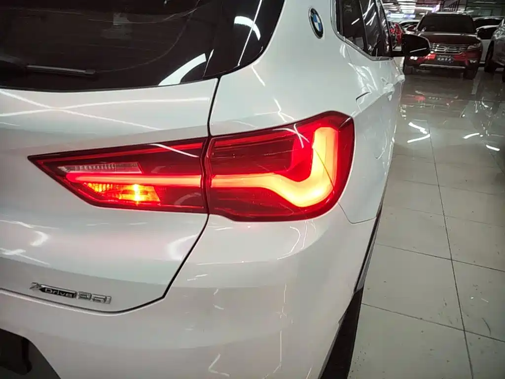 BMW X2 2021 — фото 8