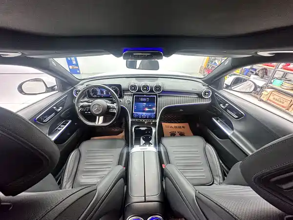 Mercedes-Benz C-Class 2023