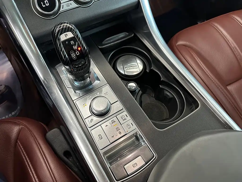 Land Rover Range Rover Sport 2014 — фото 10
