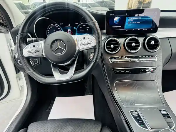 Mercedes-Benz C-Class 2020