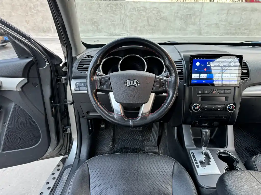 Kia Sorento 2012 — фото 9