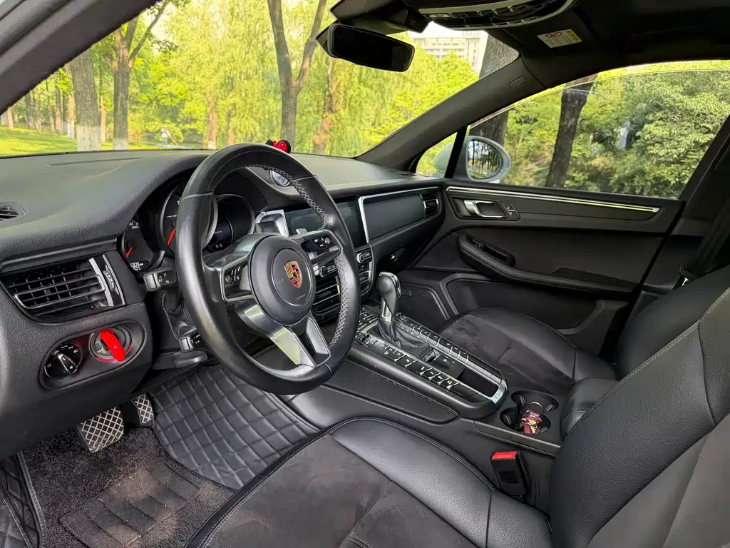 Porsche Macan 2020 — фото 7