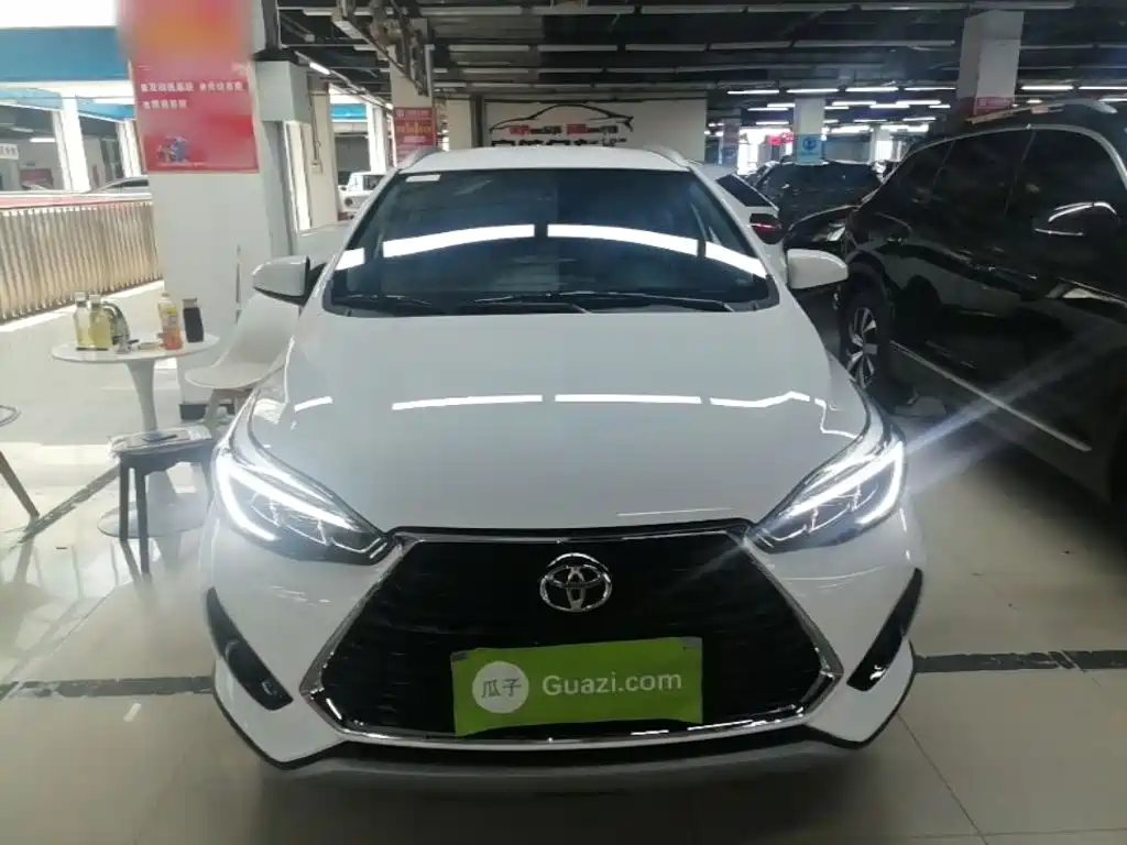 Toyota Yaris L 2021
