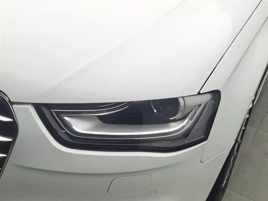 Audi A4L 2016 — фото 7
