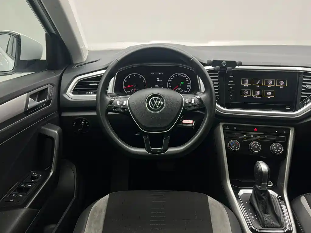 Volkswagen T-Roc 2022 — фото 19