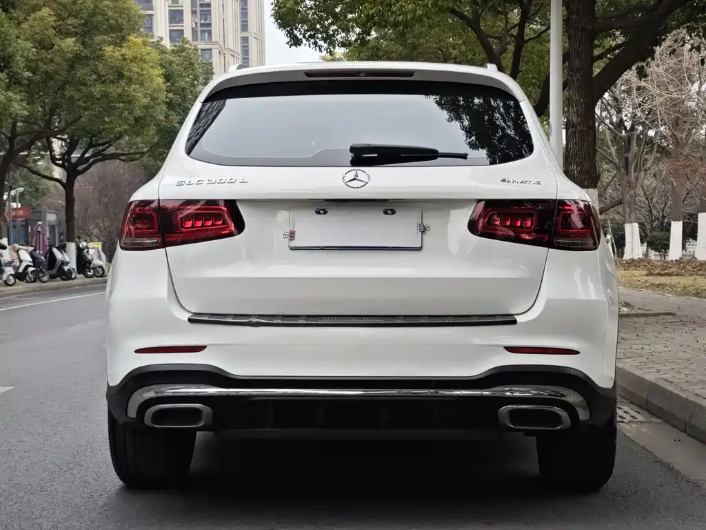 Mercedes-Benz GLC 2020 — фото 15