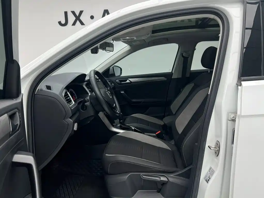 Volkswagen T-Roc 2022 — фото 15