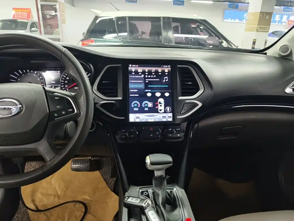 GAC Trumpchi GS4 2018 — фото 13