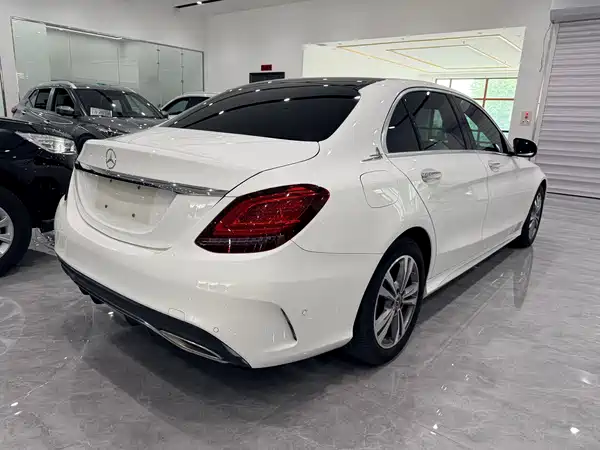 Mercedes-Benz C-Class 2020