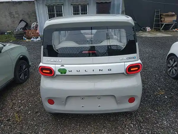 Wuling Hongguang MINIEV 2025