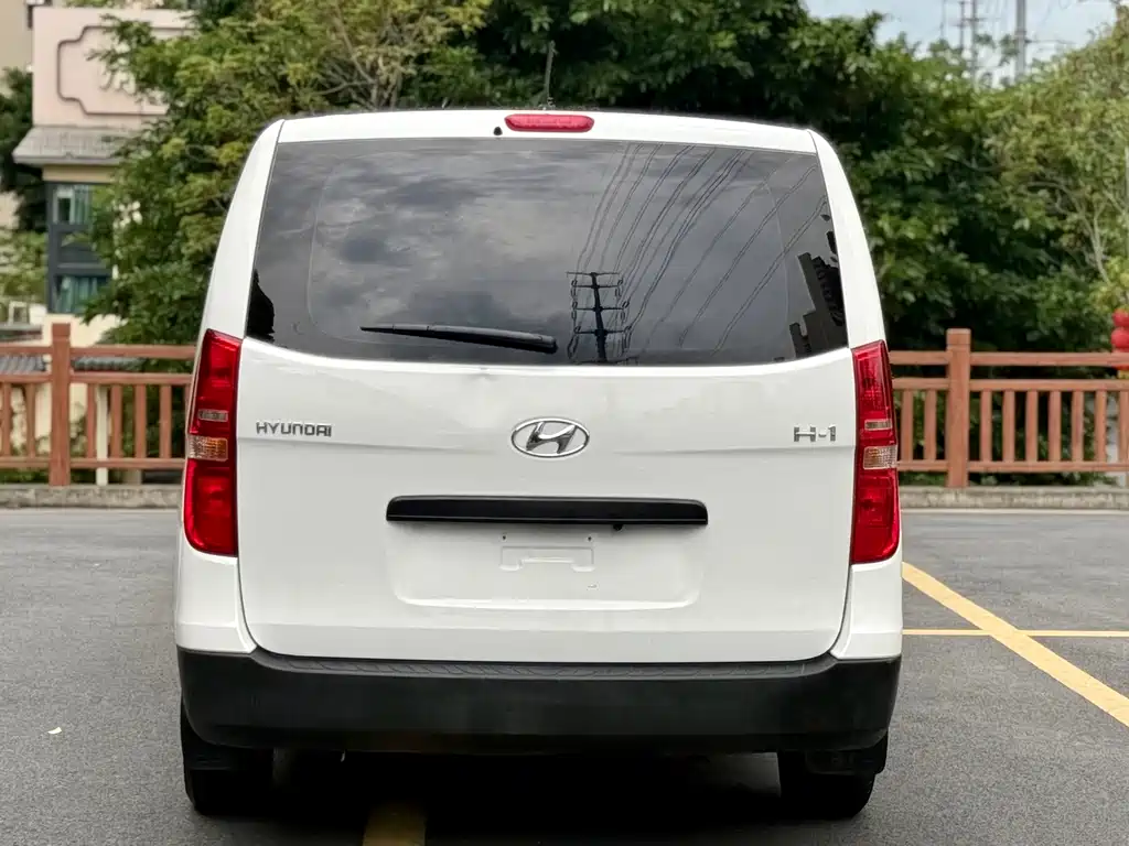 Hyundai H-1 2016 — фото 6