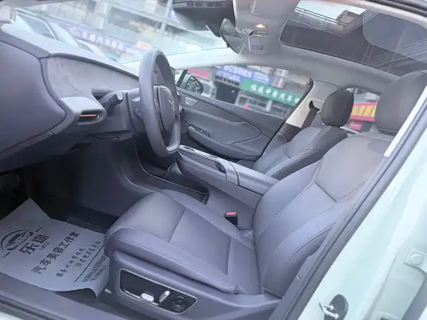 Hongqi Tiangong 05 2025