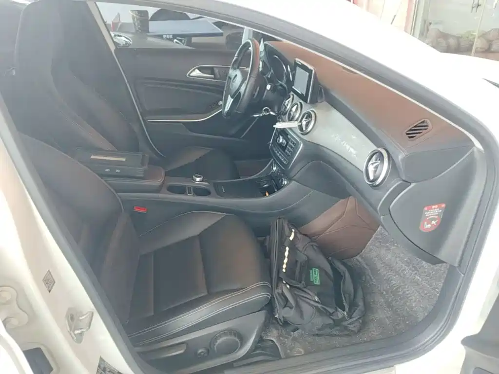Mercedes-Benz GLA 2015 — фото 25