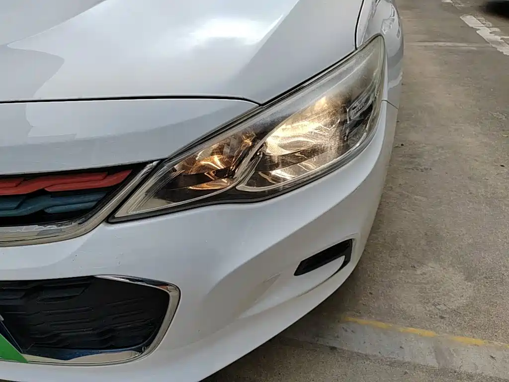 Chevrolet Cavalier 2018 — фото 24