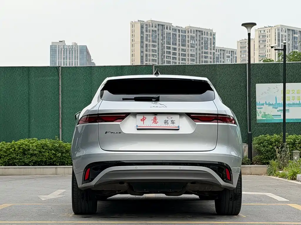 Jaguar F-PACE 2021 — фото 4