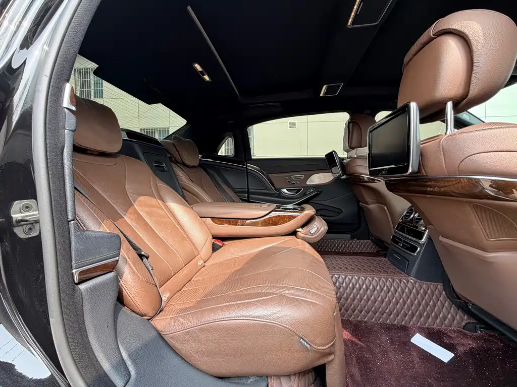 Mercedes-Benz Maybach S-Class 2015 — фото 13