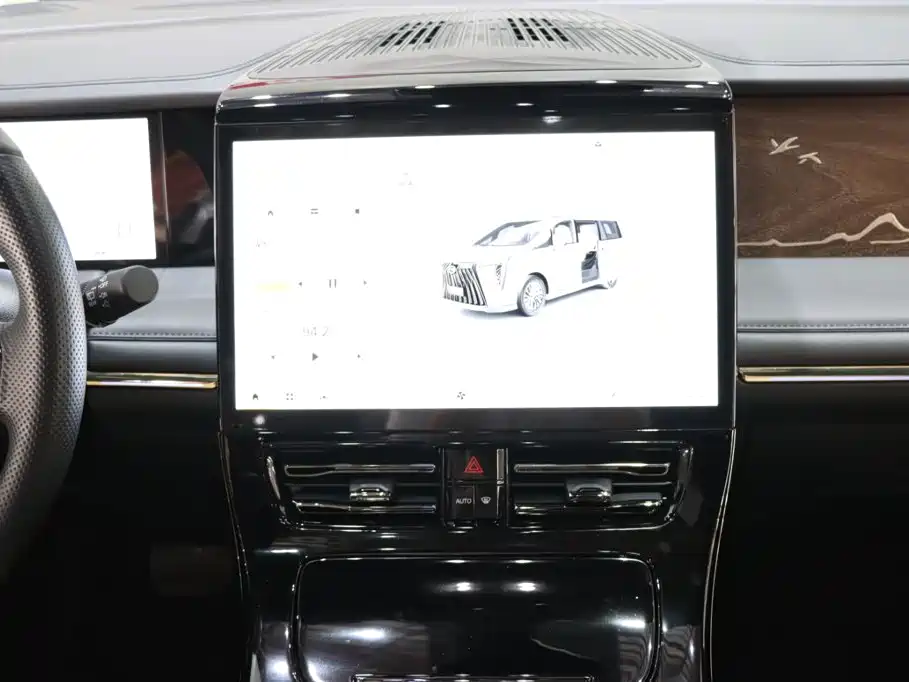 GAC Trumpchi M8 2023 — фото 15