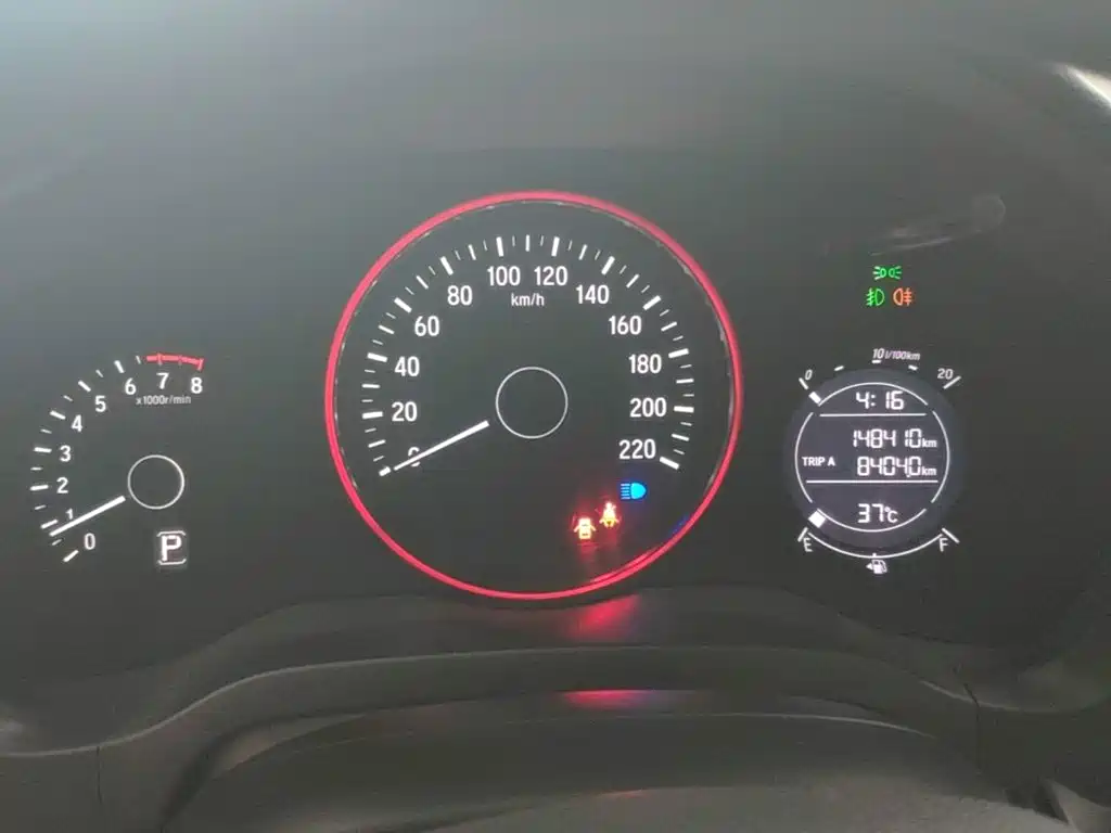 Honda Vezel 2018 — фото 12