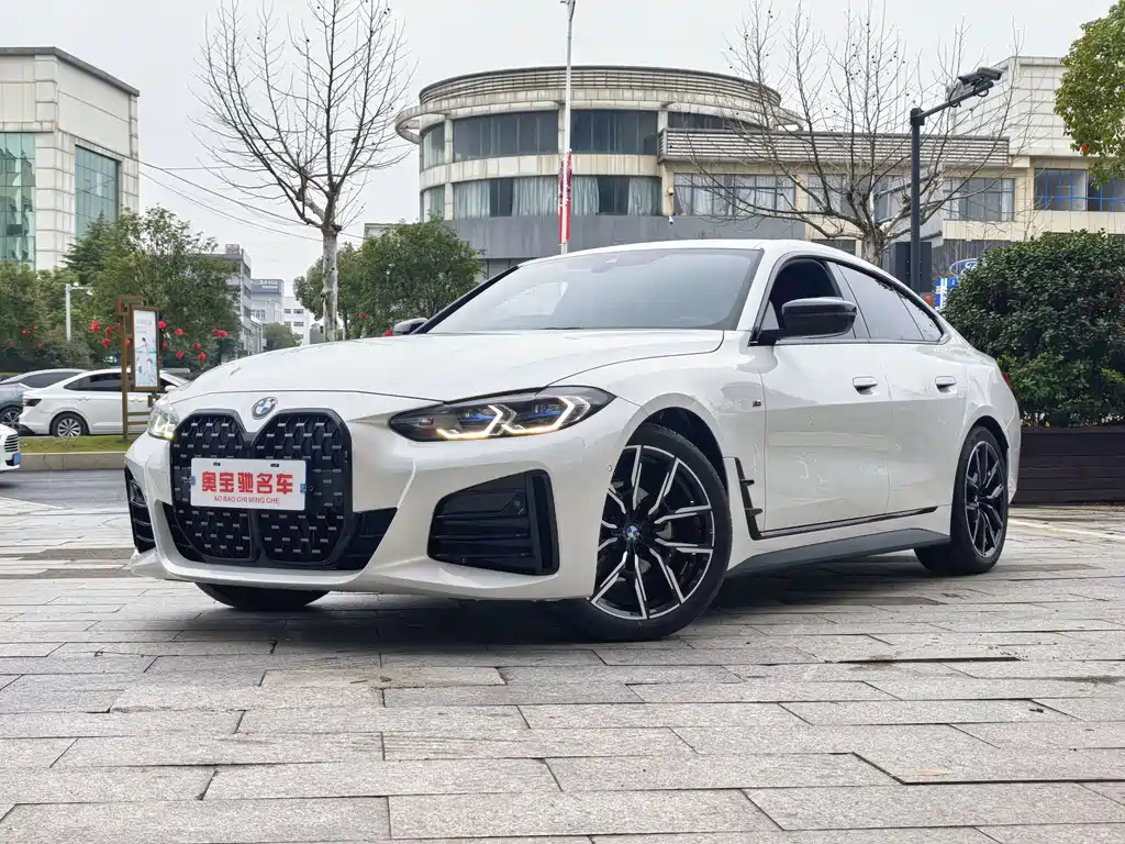 BMW 4 Series 2025