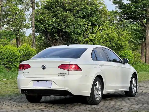 Volkswagen Lamando 2015