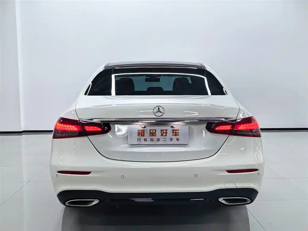 Mercedes-Benz E-Class 2023