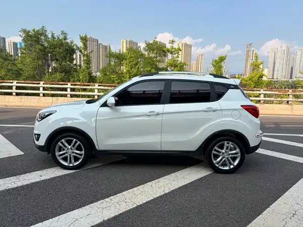 Changan CS35 2017