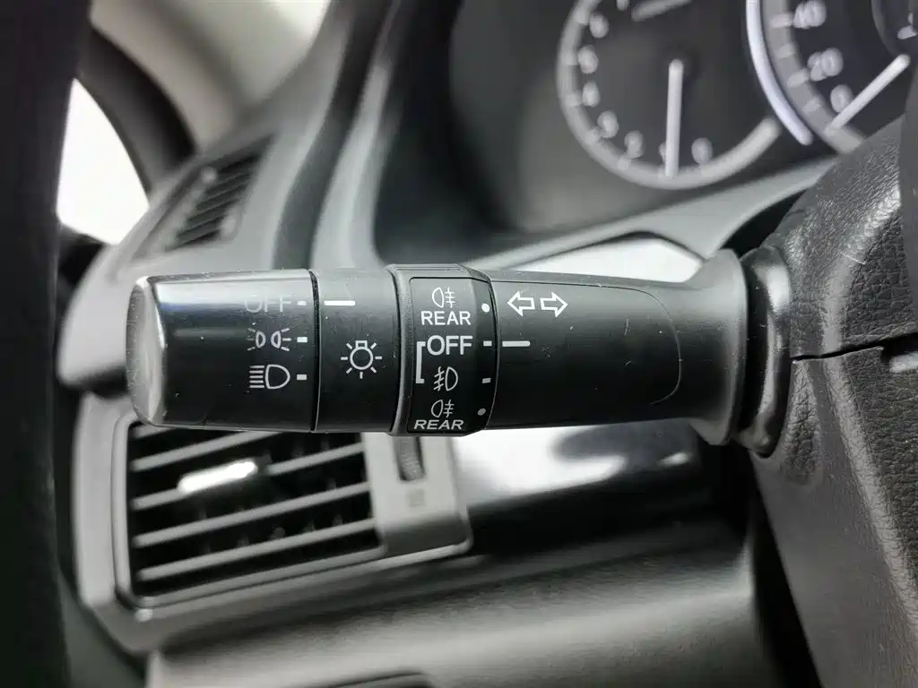 Honda Accord 2018 — фото 21