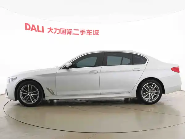 BMW 5 Series 2020