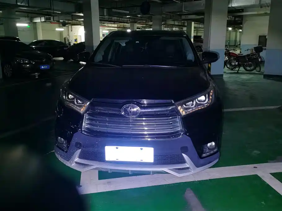 Toyota Highlander 2017 — фото 2