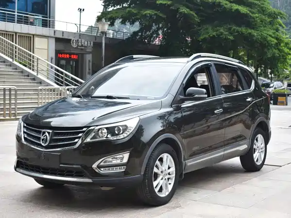 Baojun 560 2015