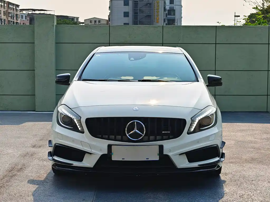 Mercedes-Benz A-Class AMG 2015 — фото 2