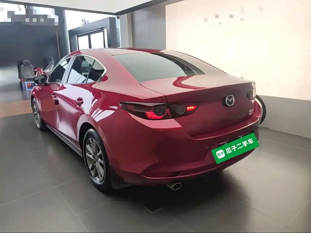 Mazda 3 Axela 2022