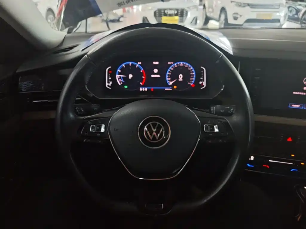 Volkswagen Passat 2021 — фото 11