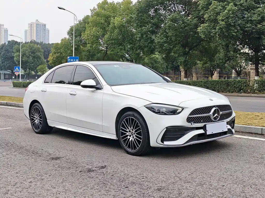 Mercedes-Benz C-Class 2023 — фото 3