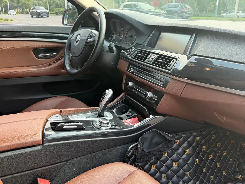 BMW 5 Series 2015