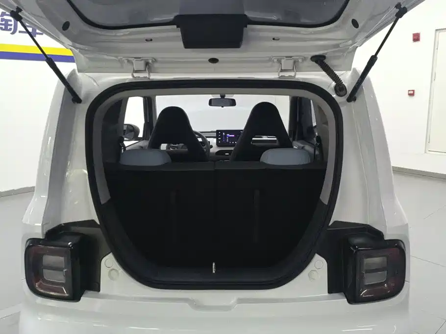 Geely Galaxy Panda 2025
