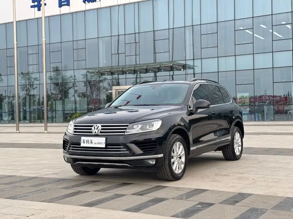 Volkswagen Touareg 2017 — фото 3
